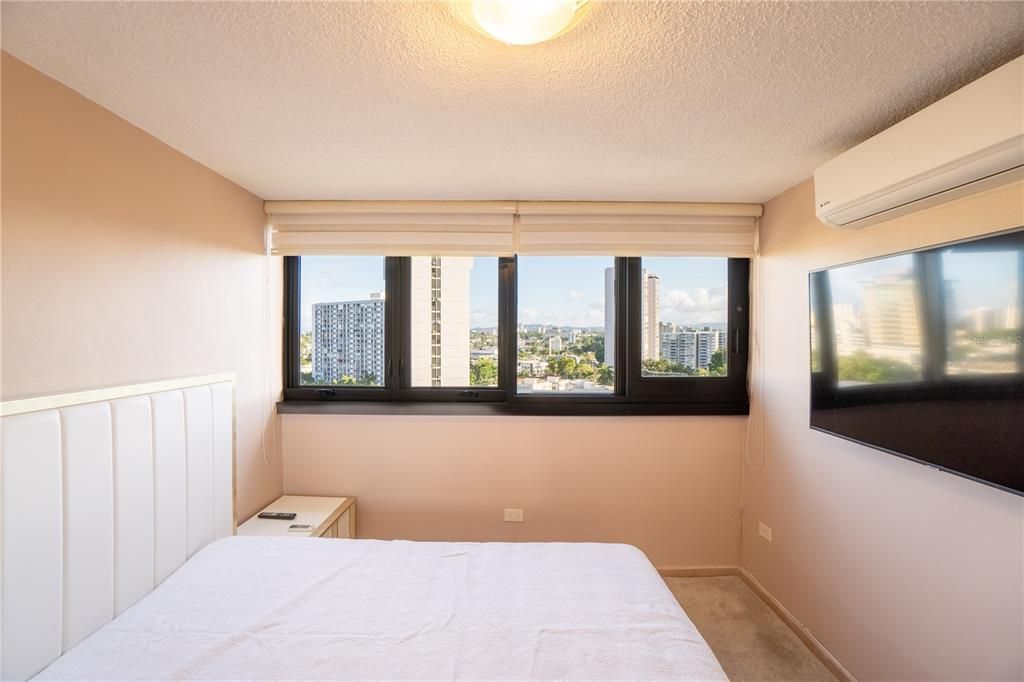 В аренду: $2,100 (2 спален, 2 ванн, 960 Квадратных фут)