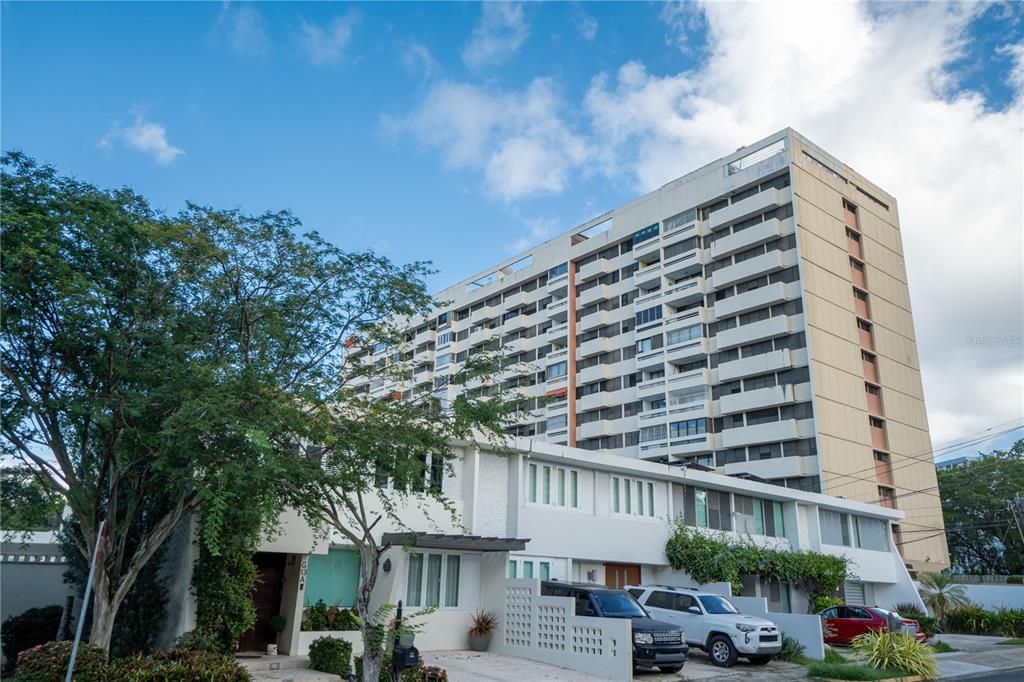 В аренду: $2,100 (2 спален, 2 ванн, 960 Квадратных фут)