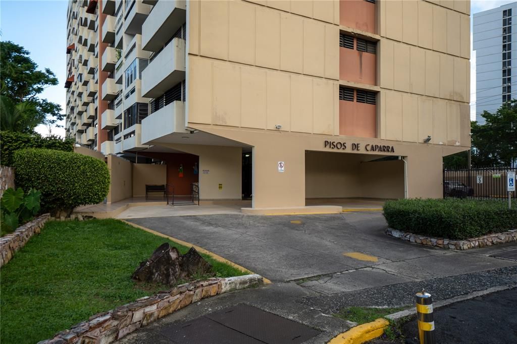 В аренду: $2,100 (2 спален, 2 ванн, 960 Квадратных фут)