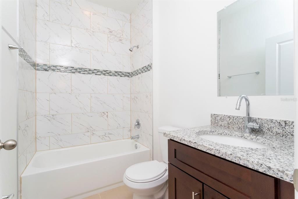 For Rent: $1,850 (4 beds, 2 baths, 1578 Square Feet)