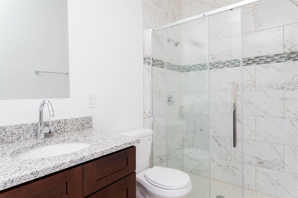 For Rent: $1,850 (4 beds, 2 baths, 1578 Square Feet)