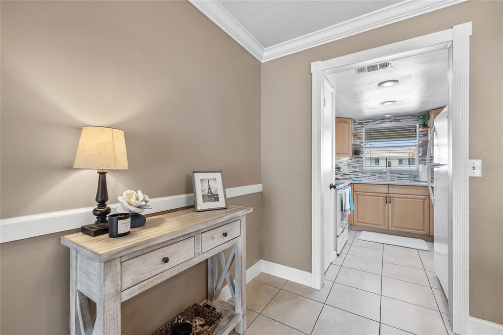 待售: $210,000 (2 贝兹, 1 浴室, 1000 平方英尺)