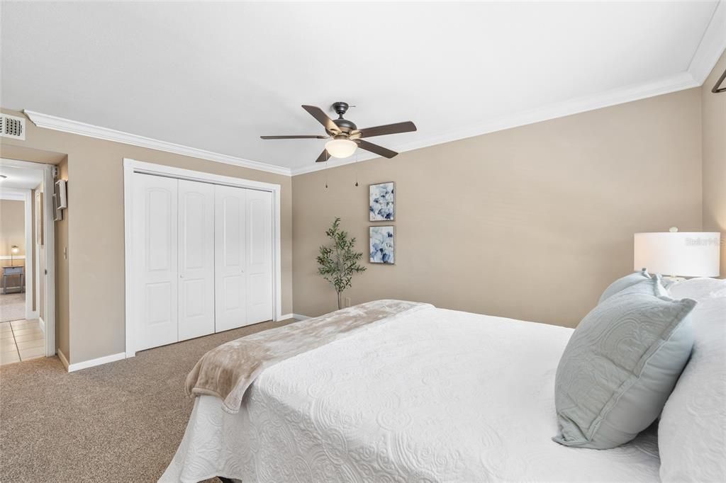 待售: $210,000 (2 贝兹, 1 浴室, 1000 平方英尺)