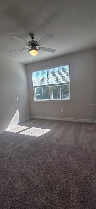 出租: $2,345 (3 贝兹, 2 浴室, 1898 平方英尺)