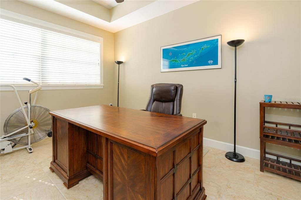 На продажу: $570,000 (4 спален, 3 ванн, 2856 Квадратных фут)