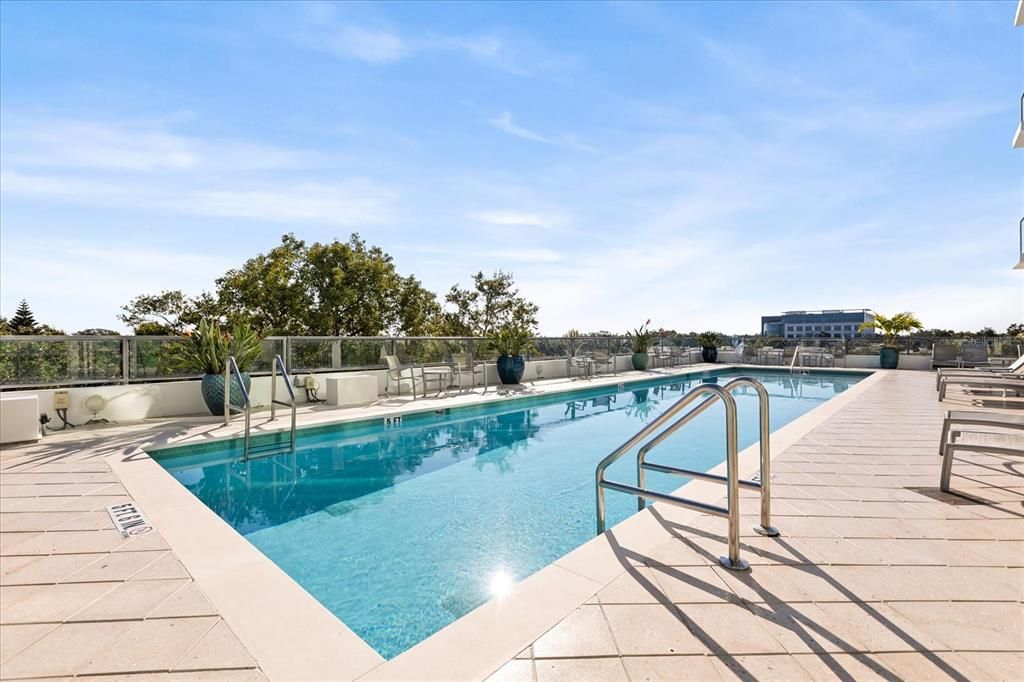 For Sale: $284,990 (2 beds, 2 baths, 1198 Square Feet)