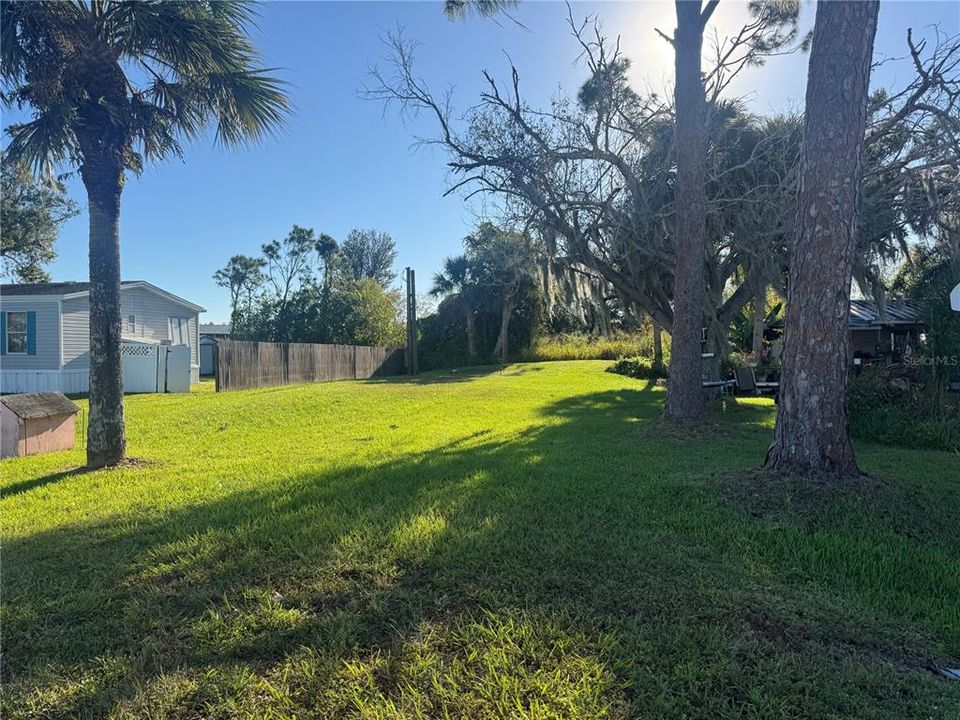 合同活跃: $25,000 (0.17 acres)