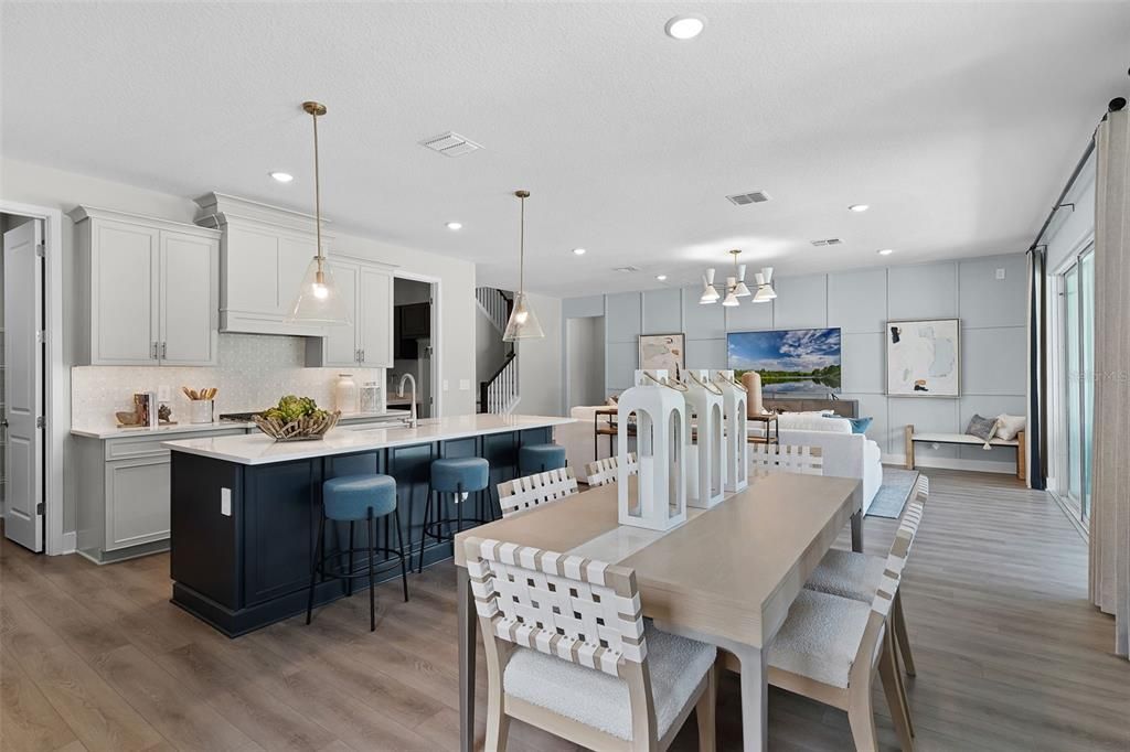 En Venta: $629,999 (4 camas, 2 baños, 3047 Pies cuadrados)