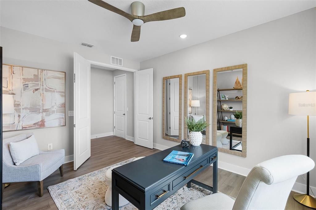 En Venta: $629,999 (4 camas, 2 baños, 3047 Pies cuadrados)