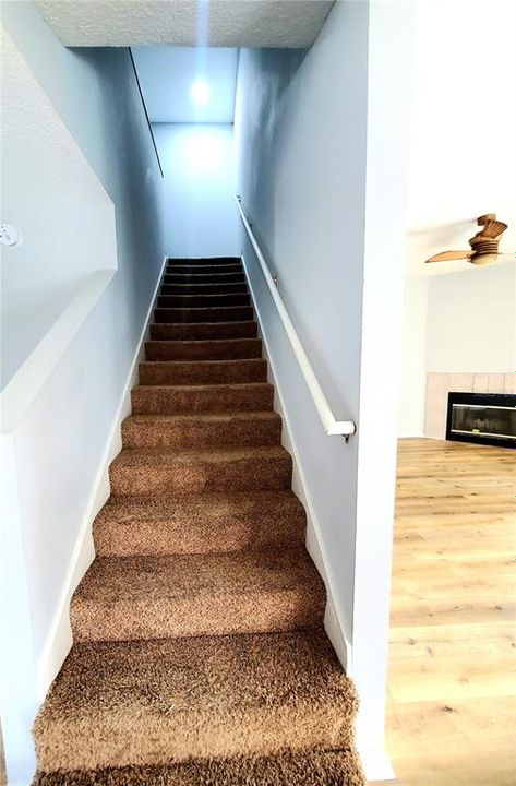 En Renta: $2,535 (3 camas, 3 baños, 1668 Pies cuadrados)