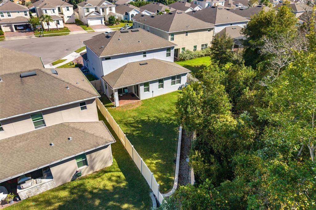 合同活跃: $570,000 (4 贝兹, 3 浴室, 2438 平方英尺)