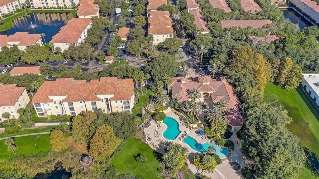 For Sale: $174,000 (1 beds, 1 baths, 707 Square Feet)