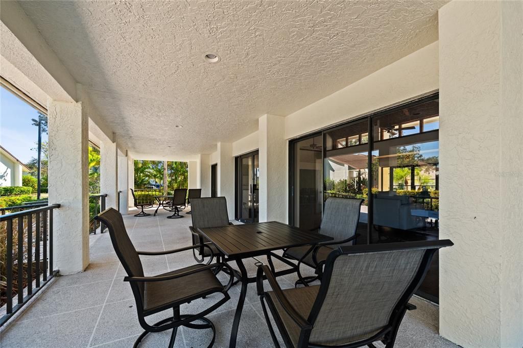 待售: $339,900 (2 贝兹, 2 浴室, 1129 平方英尺)