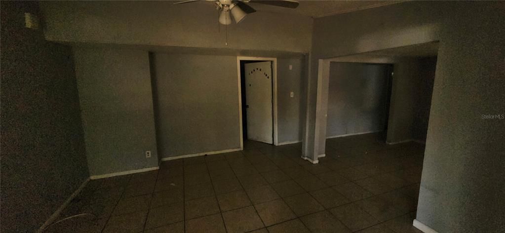 待售: $160,000 (6 贝兹, 3 浴室, 1782 平方英尺)