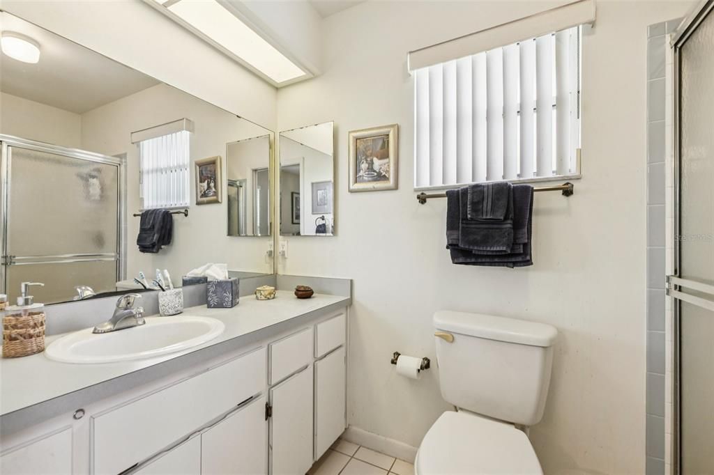 For Sale: $257,000 (2 beds, 2 baths, 1514 Square Feet)