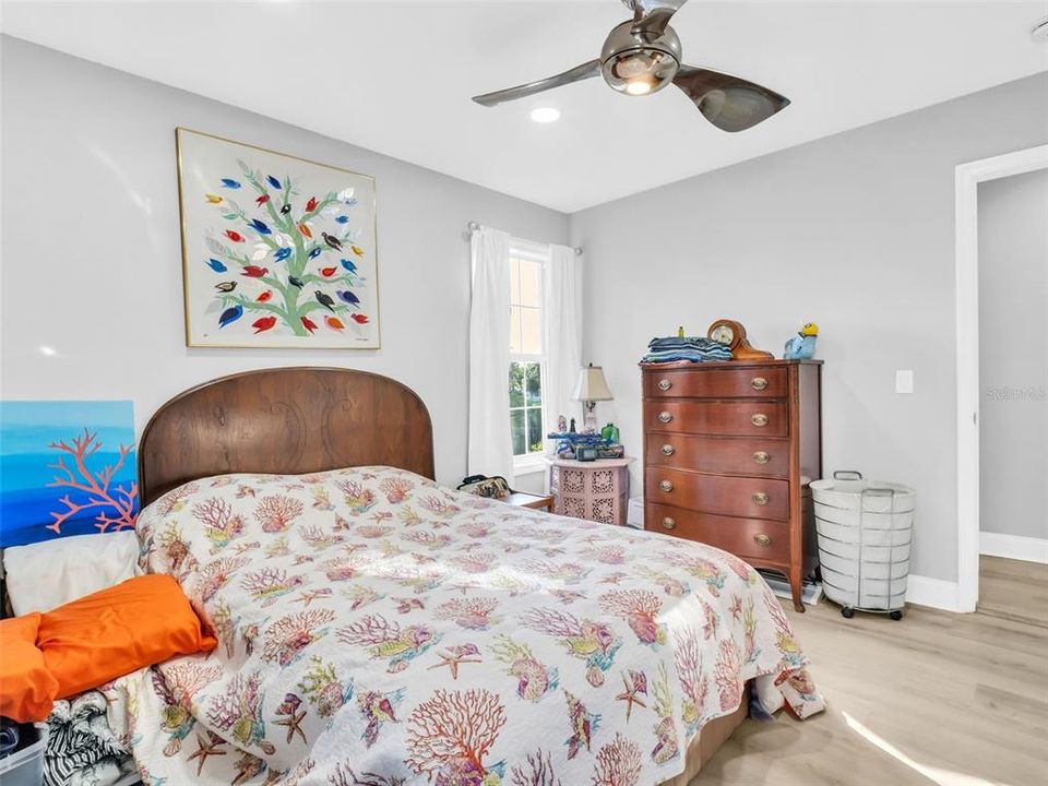 For Sale: $899,000 (4 beds, 3 baths, 1612 Square Feet)