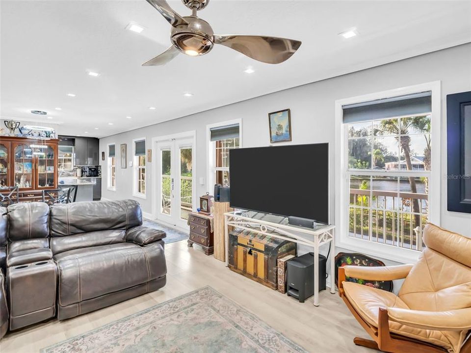 For Sale: $899,000 (4 beds, 3 baths, 1612 Square Feet)