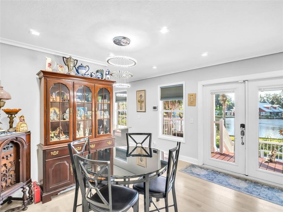 For Sale: $899,000 (4 beds, 3 baths, 1612 Square Feet)