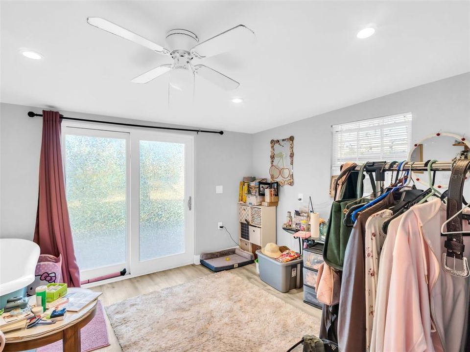 For Sale: $899,000 (4 beds, 3 baths, 1612 Square Feet)