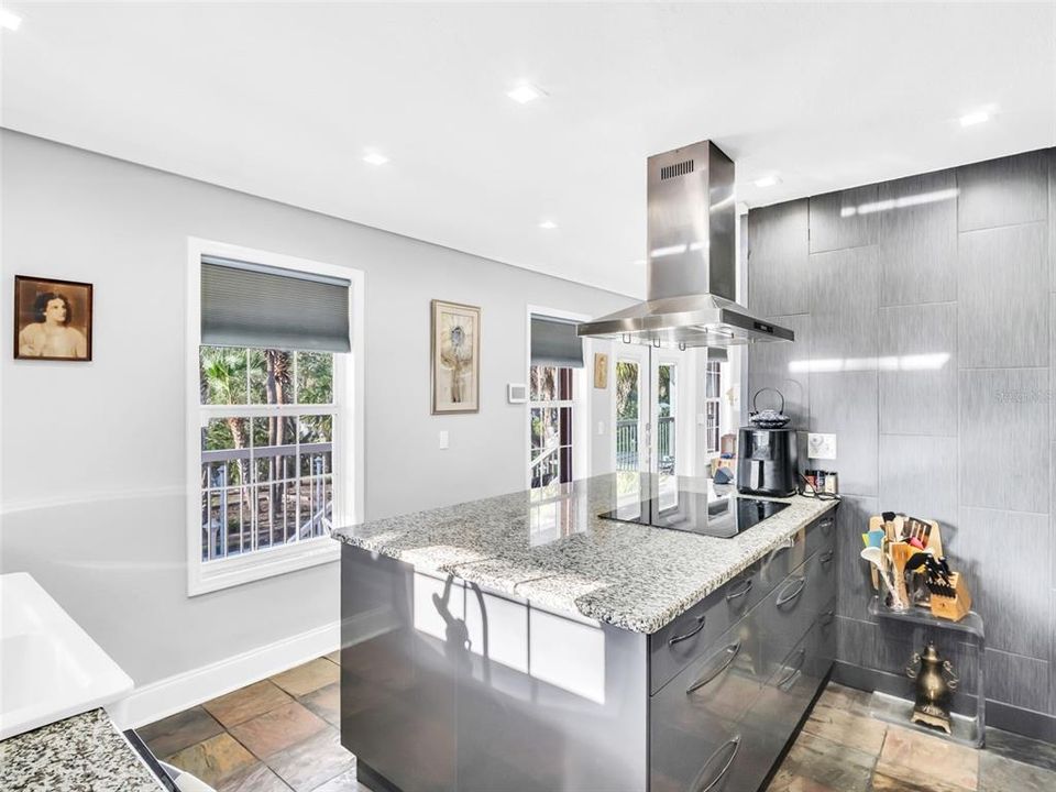 For Sale: $899,000 (4 beds, 3 baths, 1612 Square Feet)