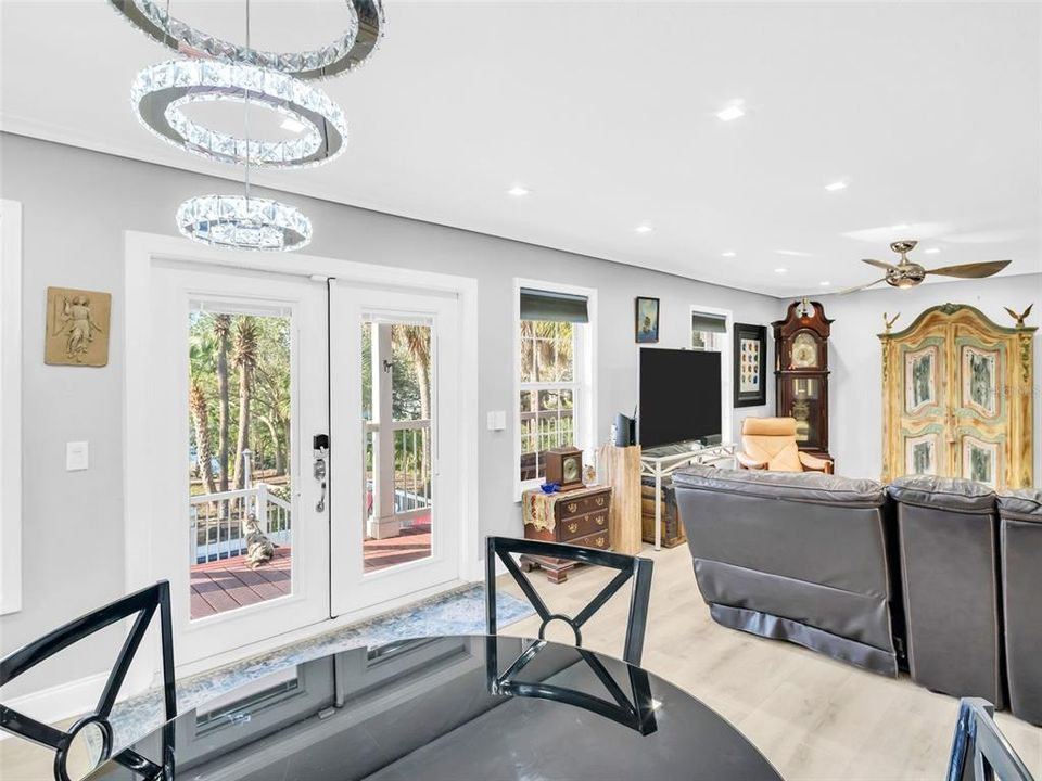 For Sale: $899,000 (4 beds, 3 baths, 1612 Square Feet)