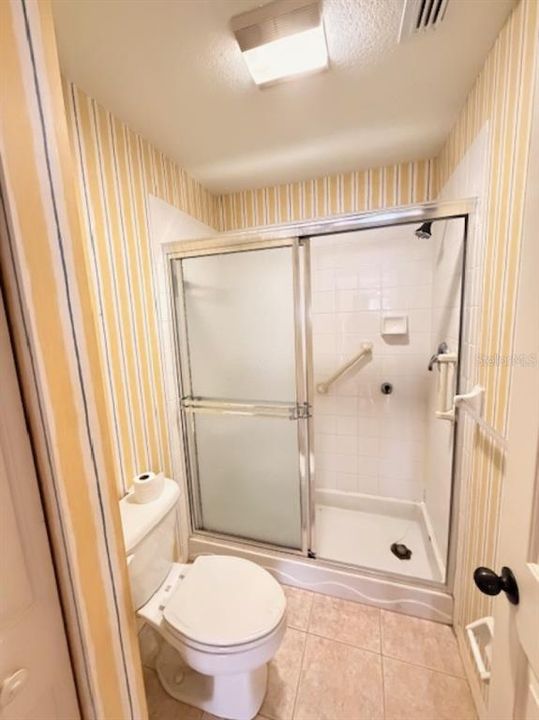 En Venta: $139,400 (2 camas, 2 baños, 1227 Pies cuadrados)