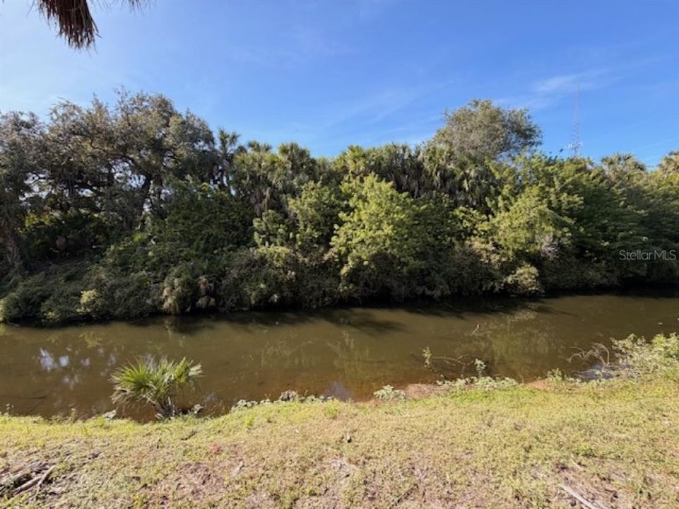 En Venta: $139,400 (2 camas, 2 baños, 1227 Pies cuadrados)