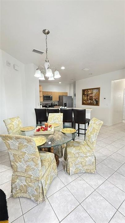 待售: $335,000 (3 贝兹, 2 浴室, 1521 平方英尺)