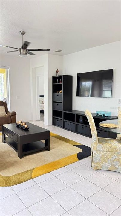 待售: $335,000 (3 贝兹, 2 浴室, 1521 平方英尺)