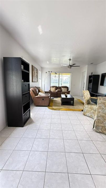 待售: $335,000 (3 贝兹, 2 浴室, 1521 平方英尺)