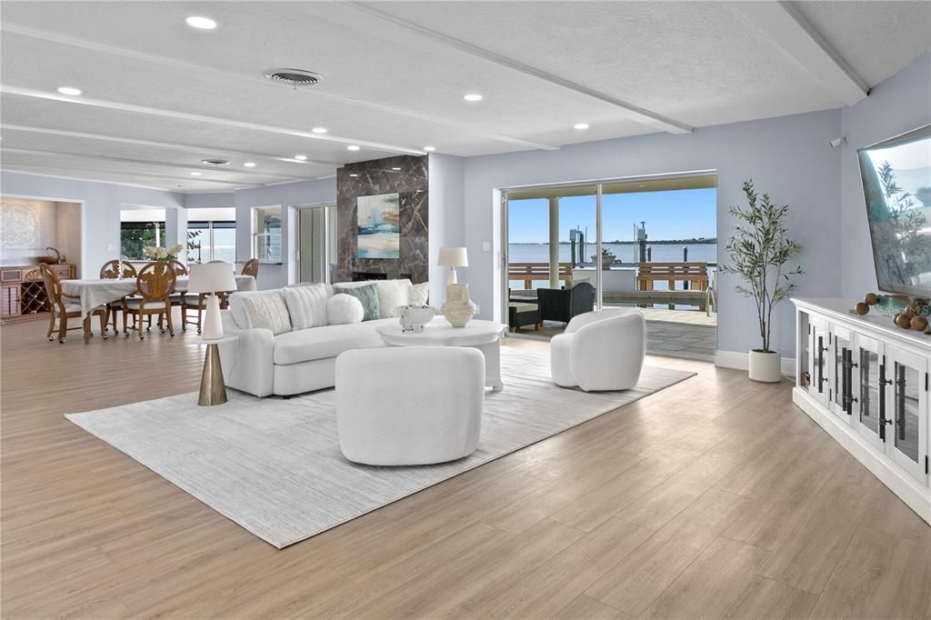 待售: $3,700,000 (4 贝兹, 3 浴室, 3670 平方英尺)