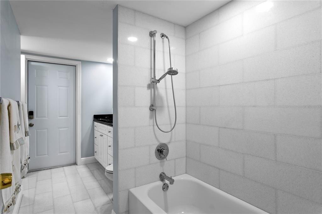 待售: $3,700,000 (4 贝兹, 3 浴室, 3670 平方英尺)