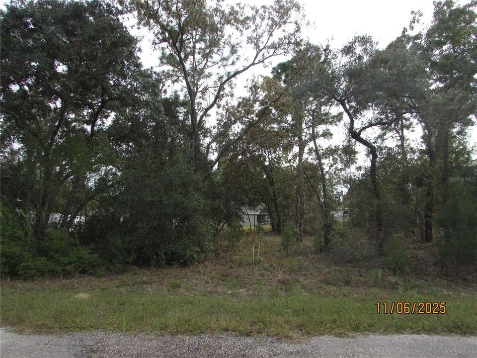 На продажу: $26,500 (0.23 acres)