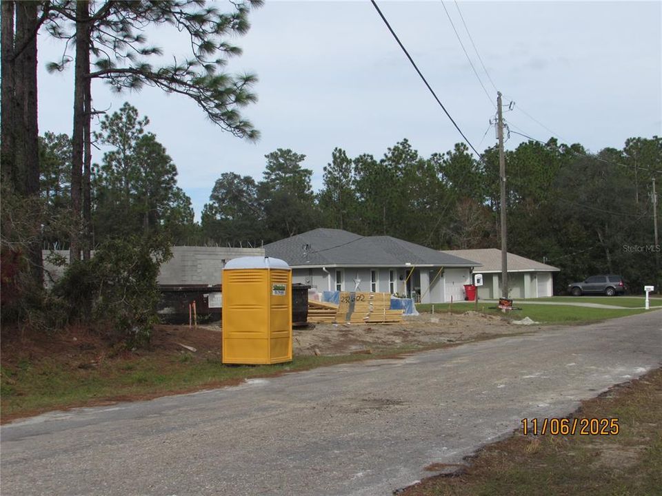 На продажу: $26,500 (0.23 acres)