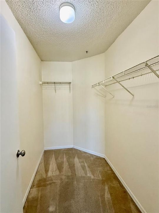 待售: $190,000 (3 贝兹, 2 浴室, 1272 平方英尺)