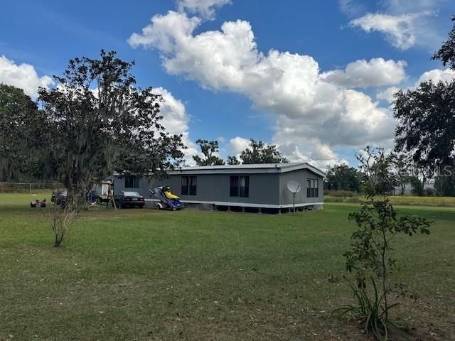 For Sale: $1,395,000 (3 beds, 2 baths, 1368 Square Feet)