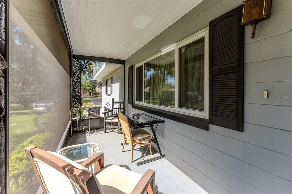 待售: $375,000 (3 贝兹, 2 浴室, 2942 平方英尺)