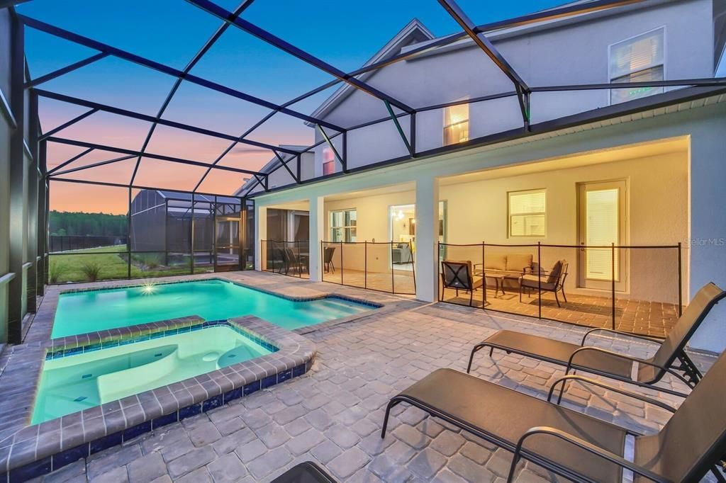 For Sale: $895,000 (9 beds, 5 baths, 4289 Square Feet)