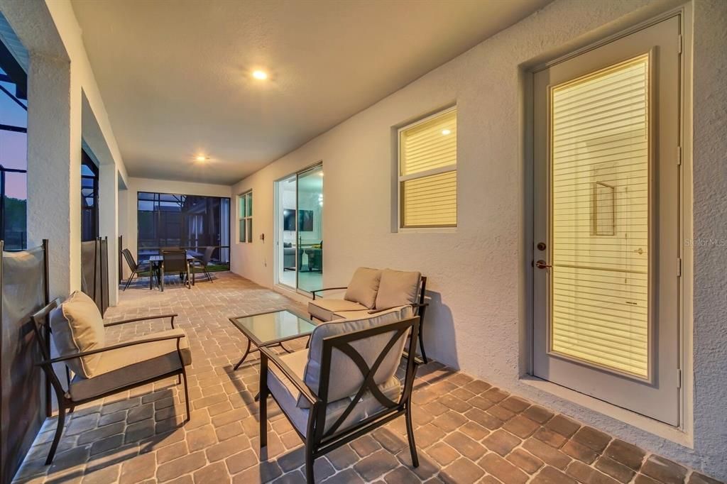 For Sale: $895,000 (9 beds, 5 baths, 4289 Square Feet)