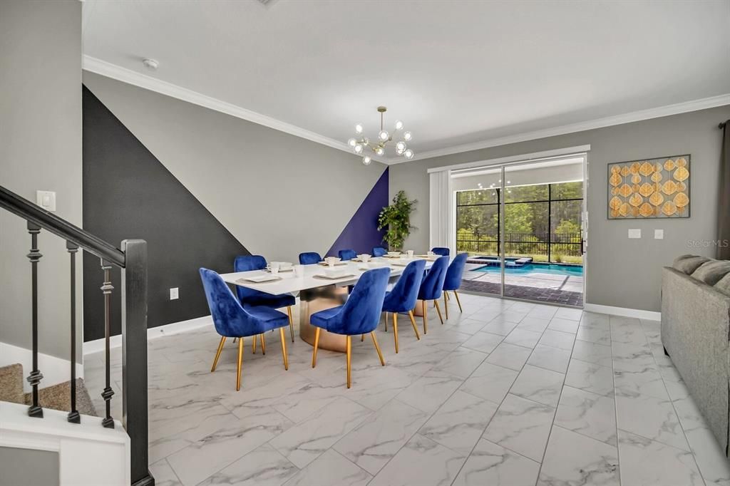 For Sale: $895,000 (9 beds, 5 baths, 4289 Square Feet)