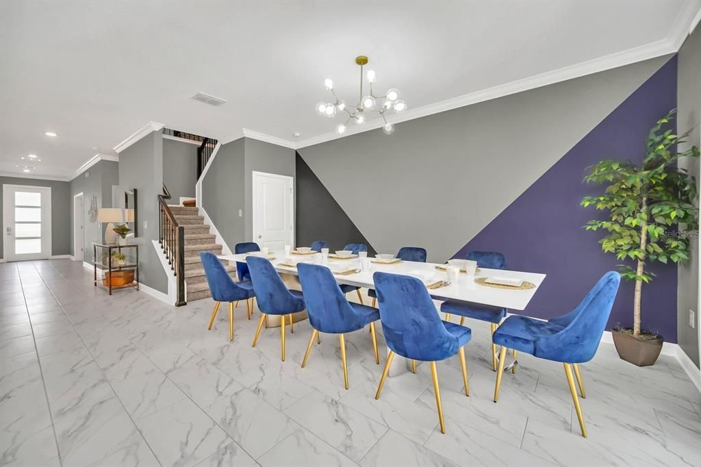 For Sale: $895,000 (9 beds, 5 baths, 4289 Square Feet)