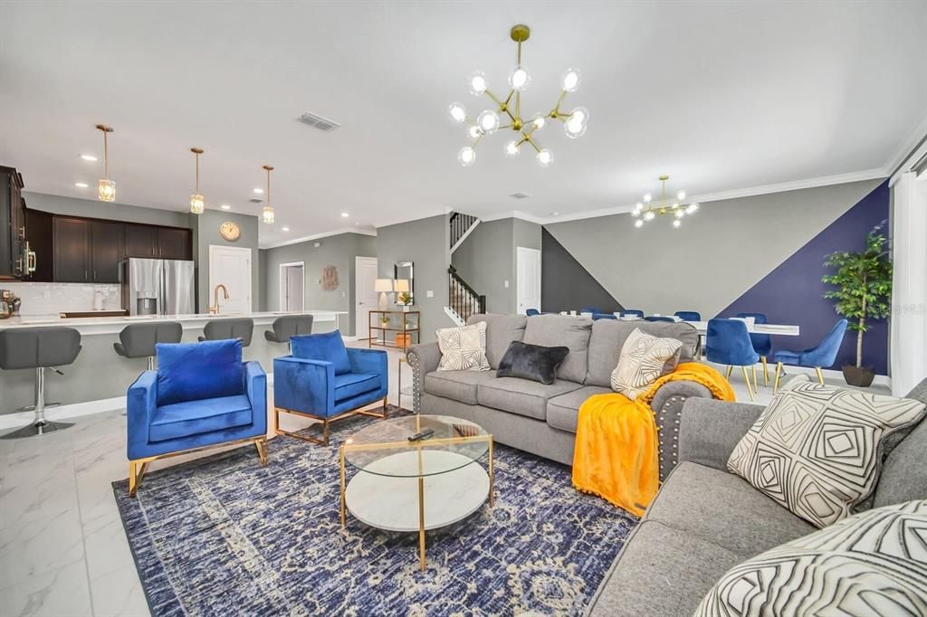 For Sale: $895,000 (9 beds, 5 baths, 4289 Square Feet)