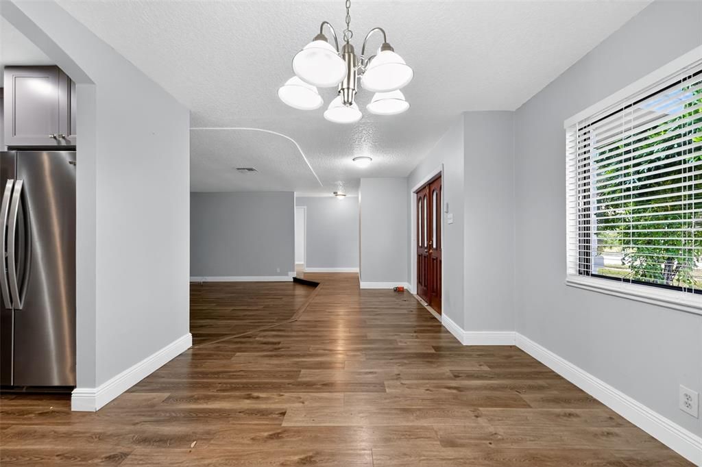 For Sale: $529,900 (3 beds, 2 baths, 1895 Square Feet)