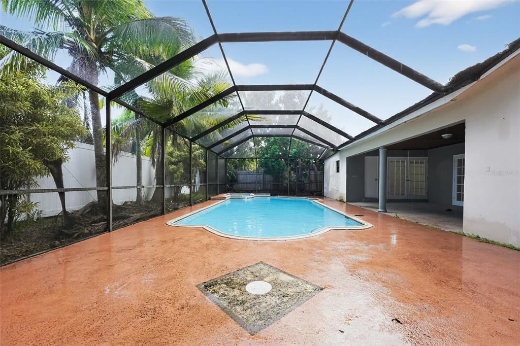 For Sale: $529,900 (3 beds, 2 baths, 1895 Square Feet)