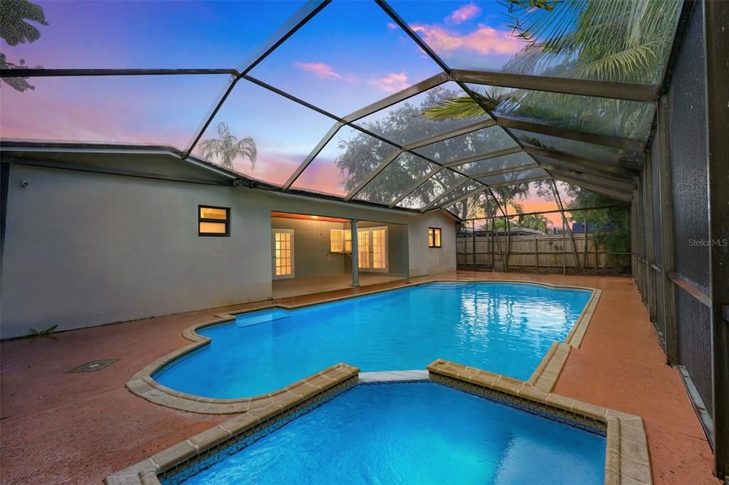 For Sale: $529,900 (3 beds, 2 baths, 1895 Square Feet)