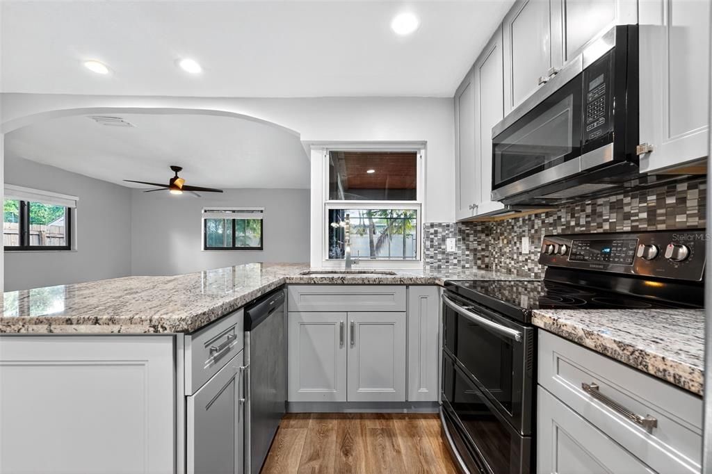 For Sale: $529,900 (3 beds, 2 baths, 1895 Square Feet)