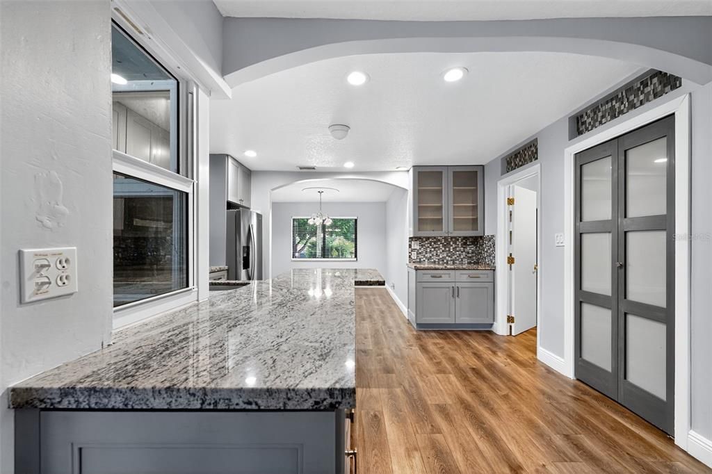 For Sale: $529,900 (3 beds, 2 baths, 1895 Square Feet)