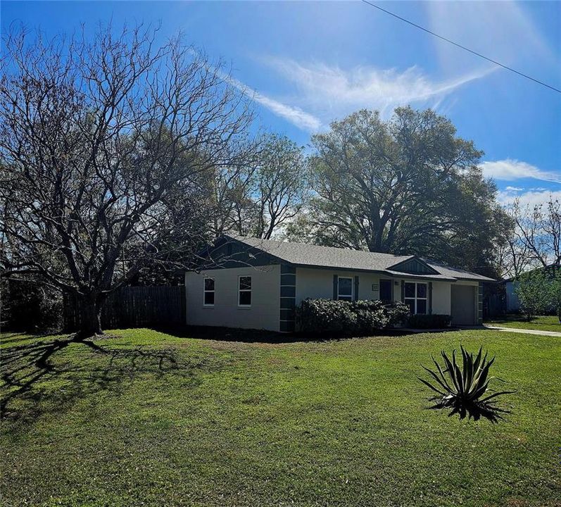 В аренду: $1,995 (2 спален, 1 ванн, 1175 Квадратных фут)