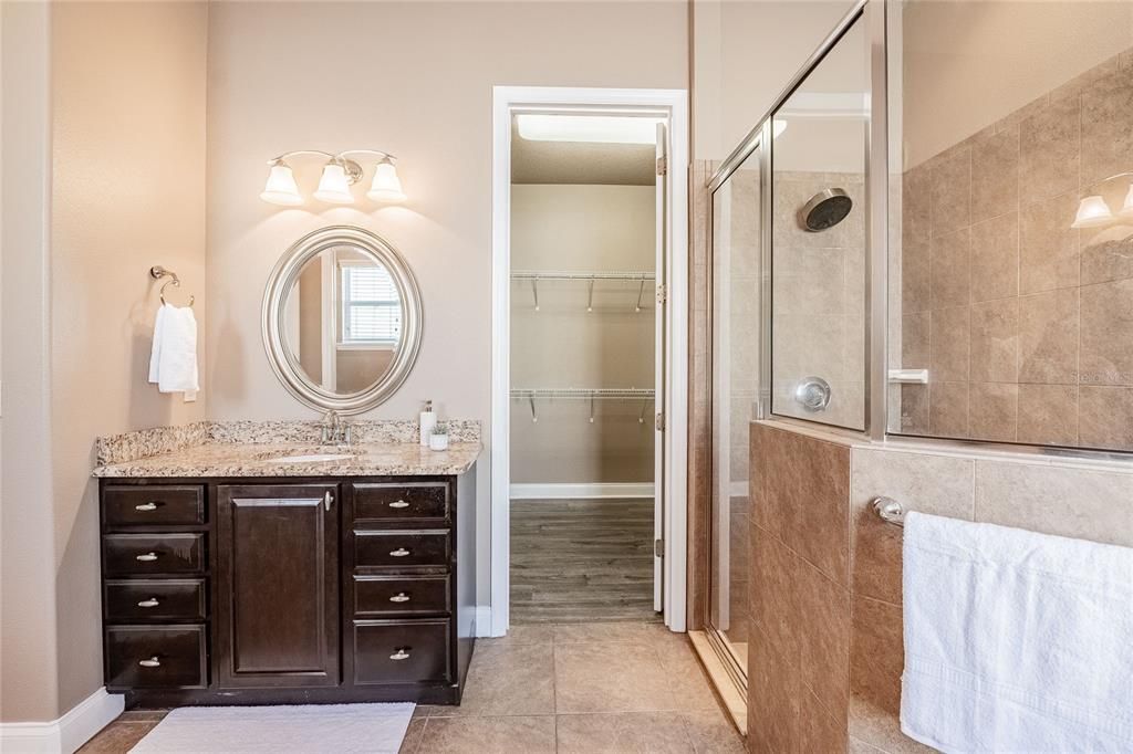 For Sale: $405,000 (4 beds, 2 baths, 2252 Square Feet)