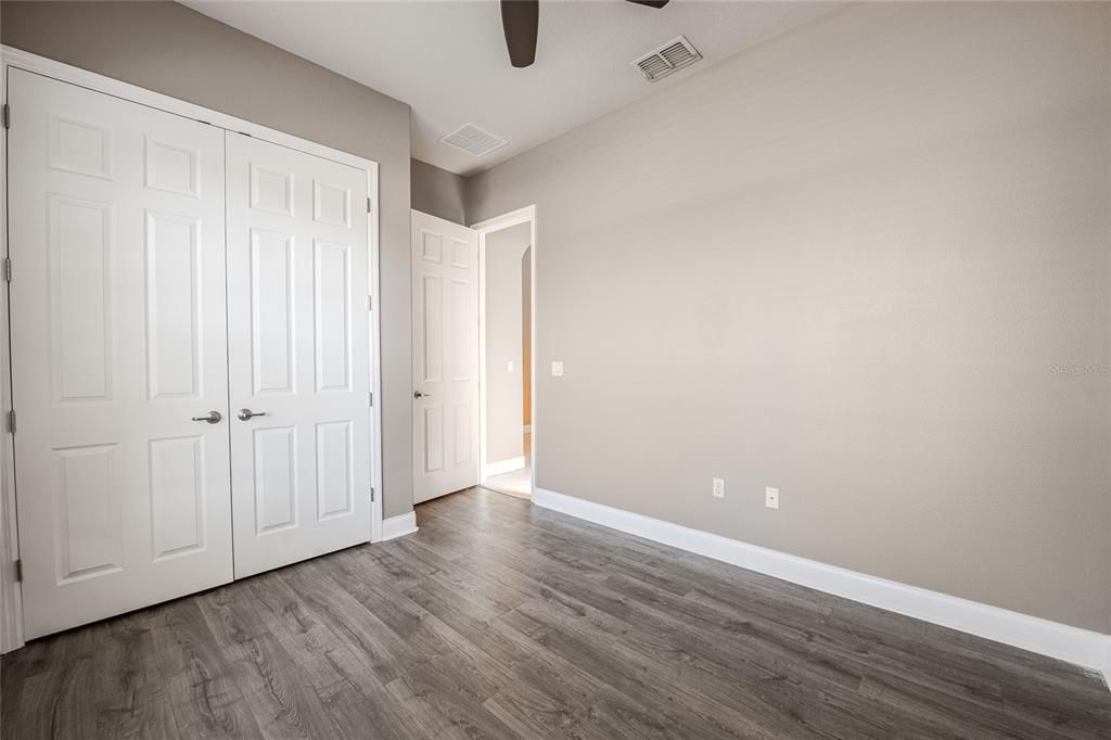 For Sale: $405,000 (4 beds, 2 baths, 2252 Square Feet)